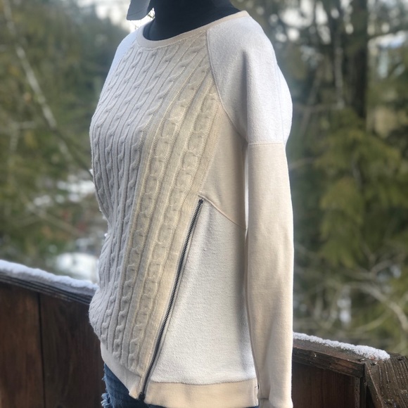 Cream and white Side zip top! - Picture 2 of 5